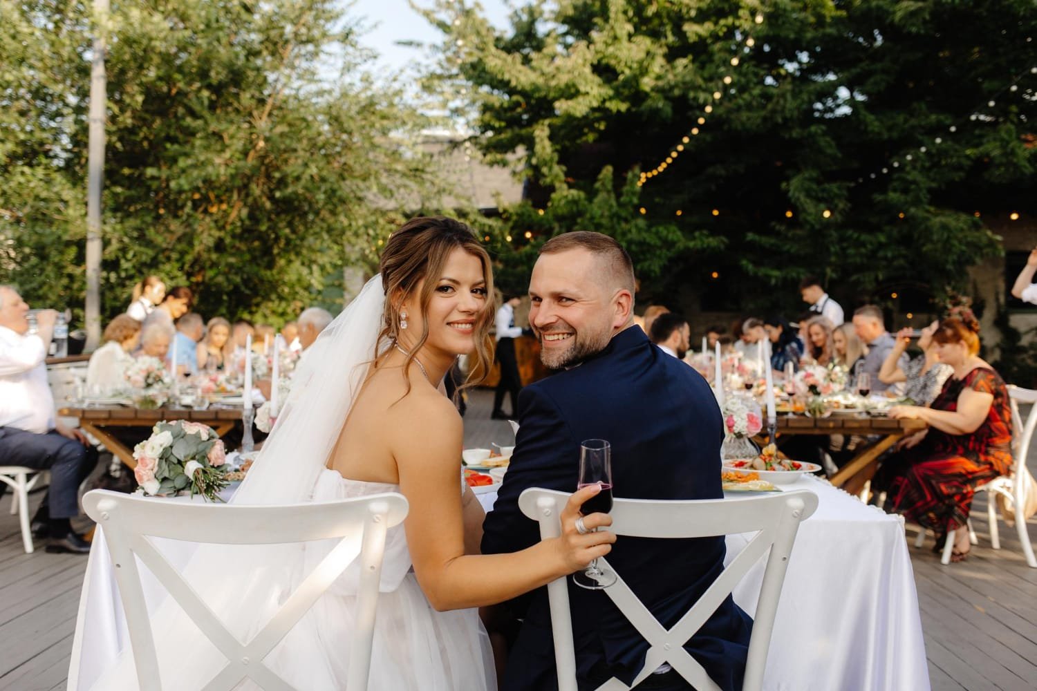 Wedding Vendor Contract: Red Flags That Deserve a Second Question 9 Wedding Vendor Contract: Red Flags That Deserve a Second Question