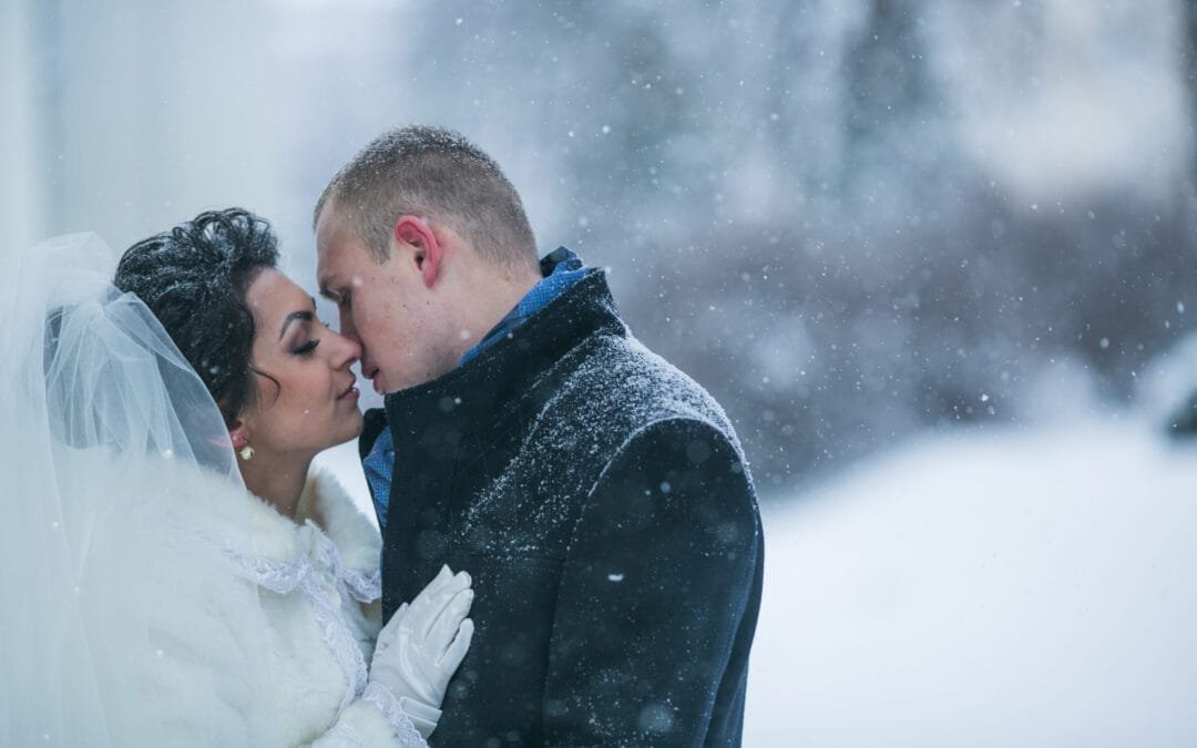 Winter Engagement Photos: Timing, Outfits, Weather, and Location Planning