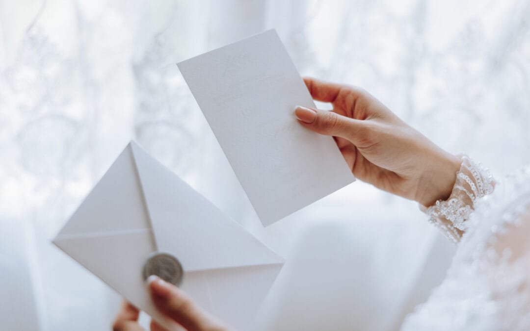 Holiday Wedding Invitation Design Ideas for Every Winter Style