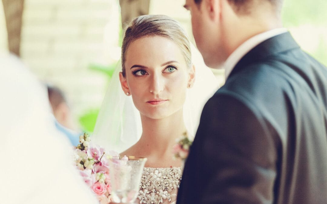 Holiday Engagement Announcement Etiquette for Family, Friends, and Social Media