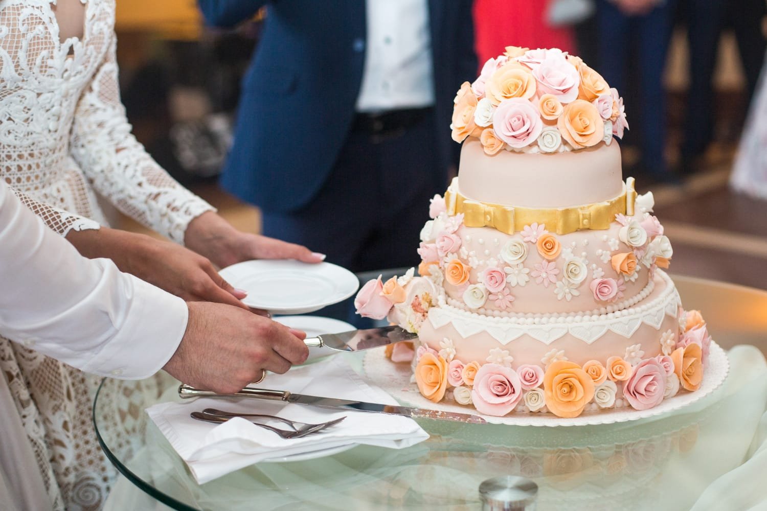 Average Price of Wedding Cake 32 average price of wedding cake