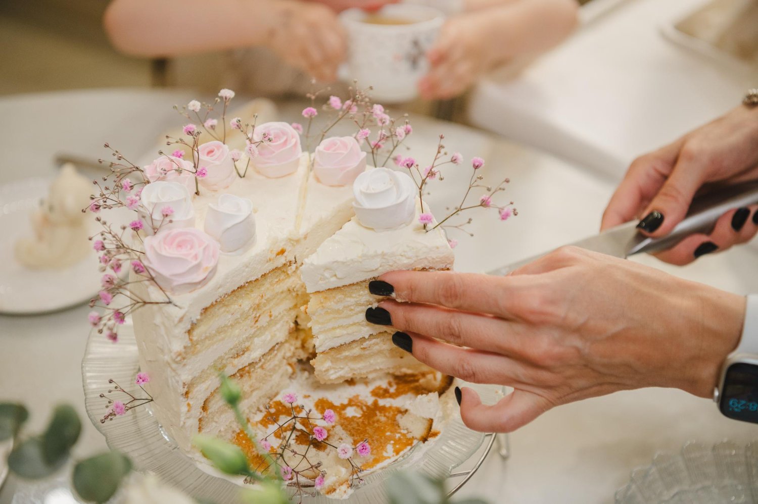 Wedding Cake Cost: Hidden Costs, Minimums, and Service Fees 23 Destination Wedding Cake Considerations