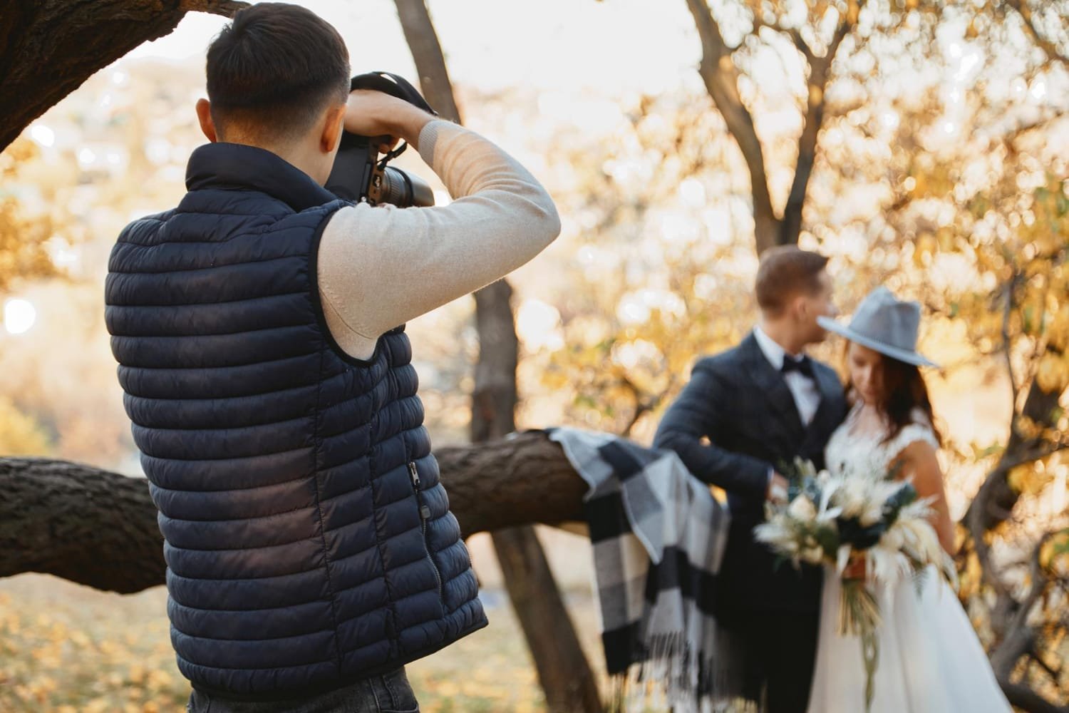 Wedding Photographer Portfolio: Contract Clauses to Read Before You Book 9 Wedding Photographer