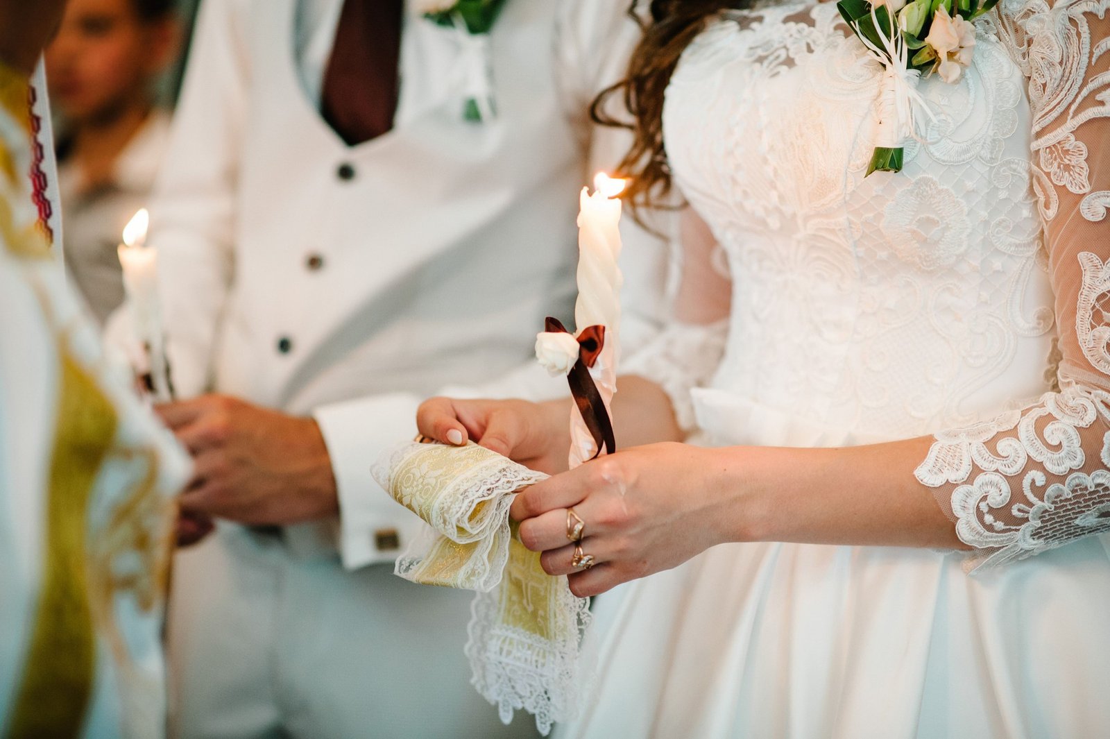 The Complete Guide to Wedding Witnesses 27 Couple exchanging vows at a courthouse wedding ceremony