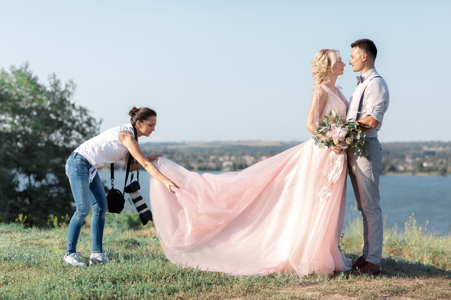 Wedding Photographer Portfolio: Contract Clauses to Read Before You Book 7 Wedding Photographer