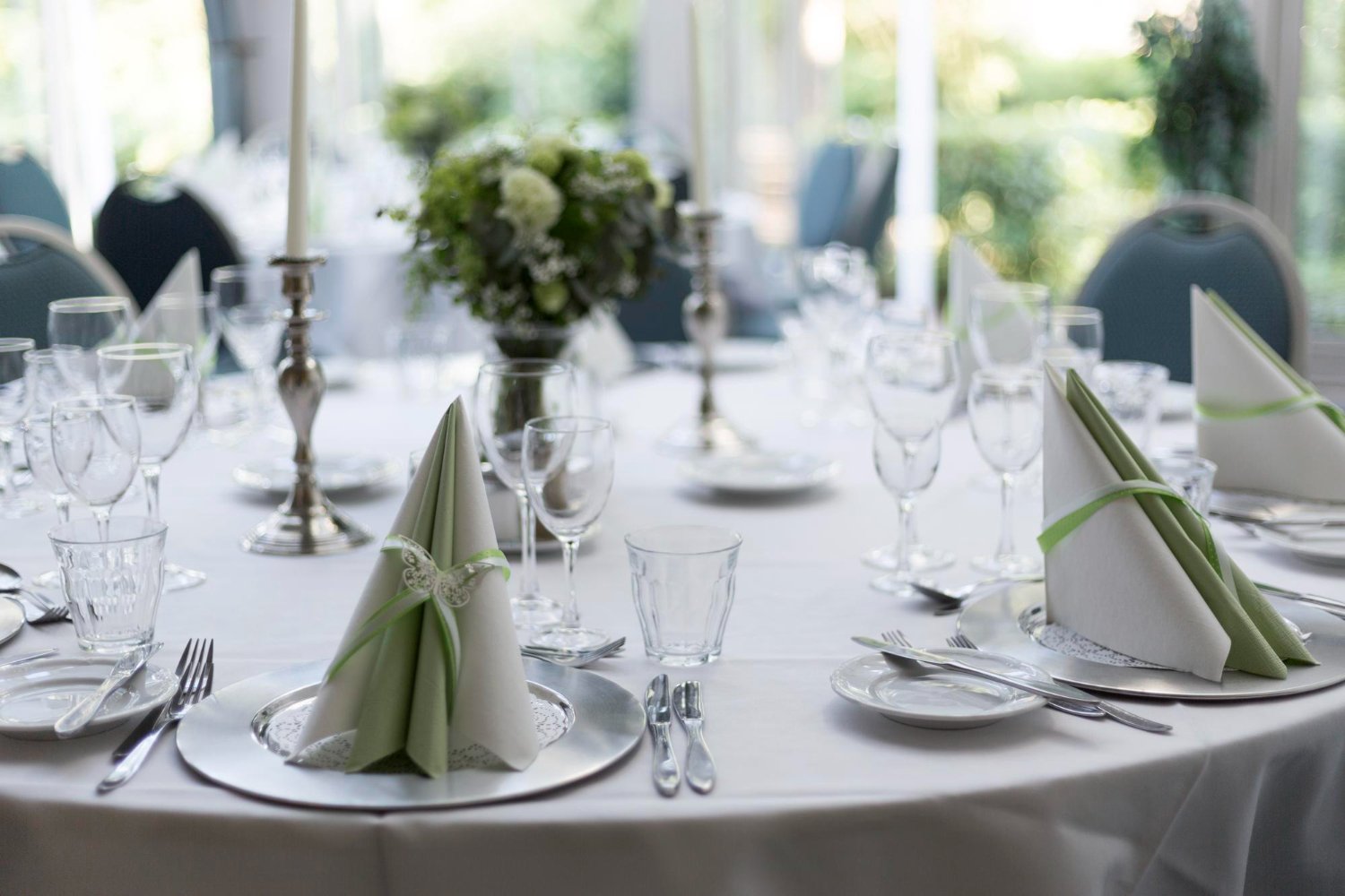 Wedding Linen Rental: Hidden Costs and Fees the Quote May Not Show 11 Wedding Linen Rental: Hidden Costs and Fees the Quote May Not Show